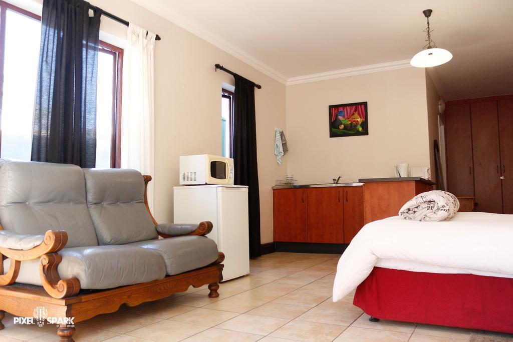Tyday Accommodation Puerto Elizabeth Exterior foto