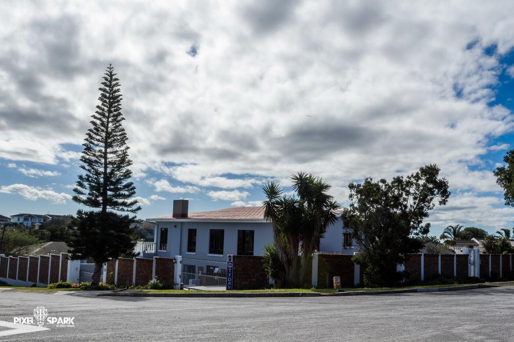 Tyday Accommodation Puerto Elizabeth Exterior foto